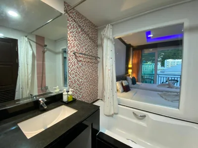 77 Patong Hotel & Spa – Photos 2