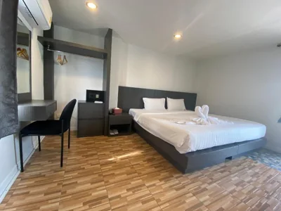 77 Patong Hotel & Spa – Photos 11